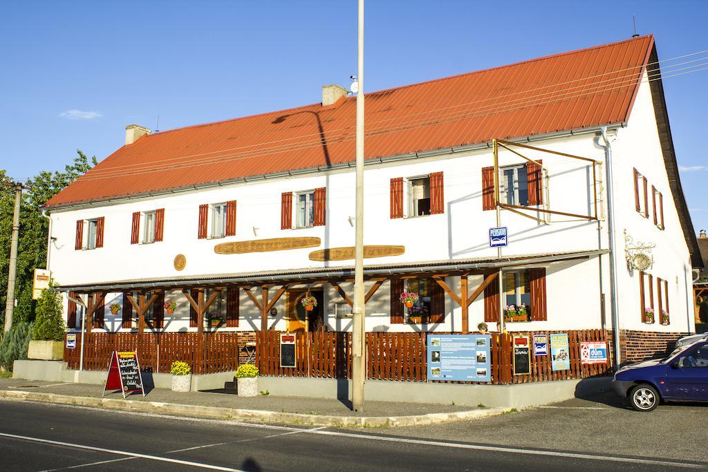 Pension U Pristavu Pomezi nad Ohri Экстерьер фото